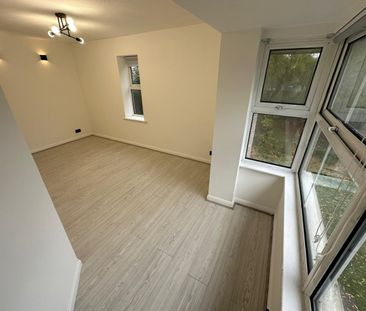 Studio Flat, Granville Gardens, SW16 - Photo 1
