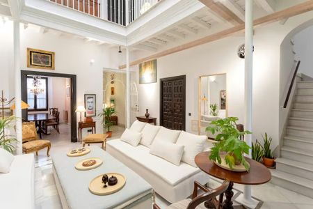 Calle Tintes, Sevilla, Andalusia 41003 - Photo 5