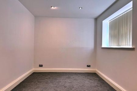 5 bedroom terraced house to rent - Photo 3