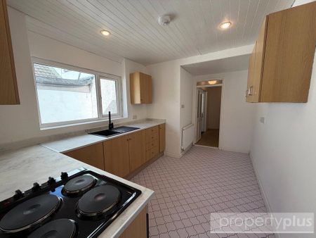 2 bedroom terraced house to rent - Photo 4