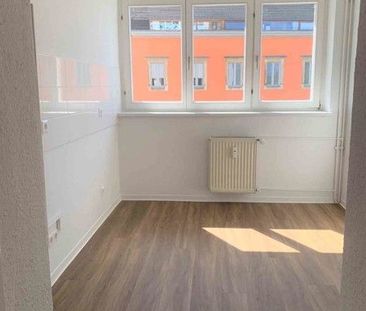 Helle 2-Zimmer-Wohnung mit Balkon - Foto 6