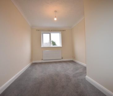 4 bedroom detached house to rent - Photo 5