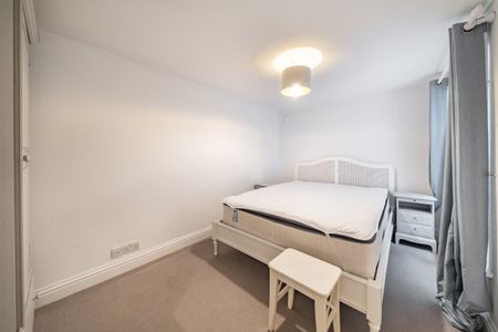 Southolm Street, Battersea, London, SW11 - Photo 3
