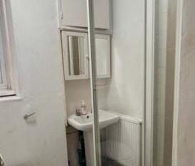 Room in a Shared House, Stockwell Gardens, SW9 - Photo 5