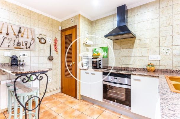 Luxury Villa for rent in Turís, Valencia - Photo 1