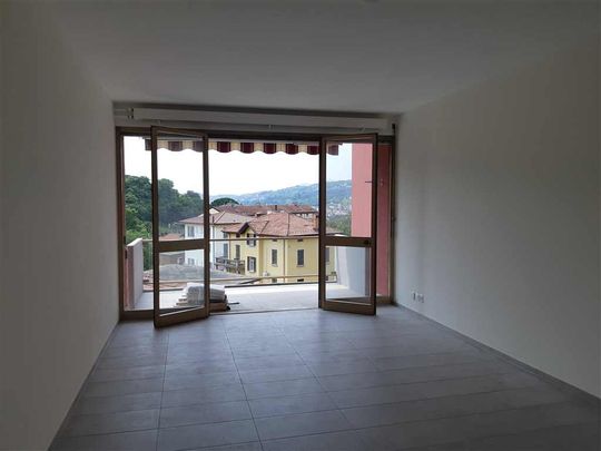 Mendrisio, PRIMA LOCAZIONE 3,5 locali completamente ristrutturato - Photo 1