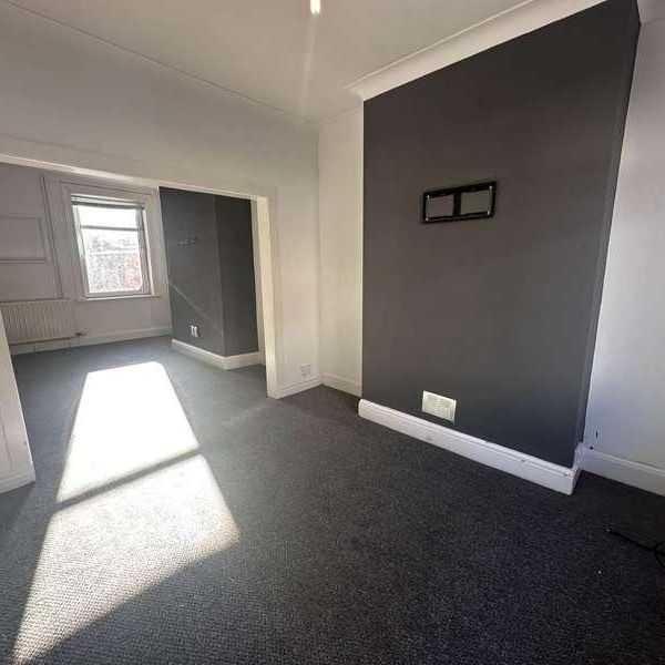 James Street, Grimsby, DN31 - Photo 1