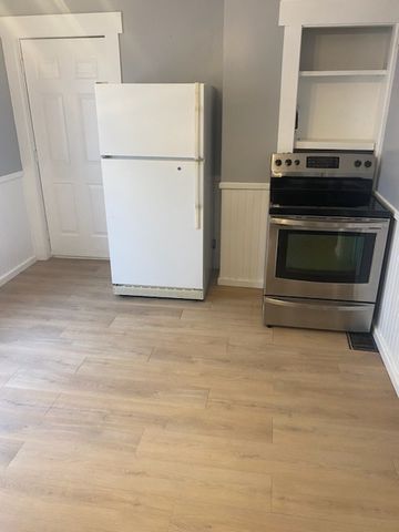 347 Saunders St. - Photo 2