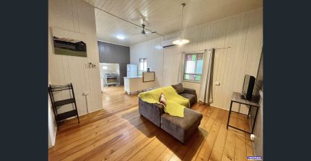 CHARACTER HOME SHORT WALK TO TOWN - Photo 3