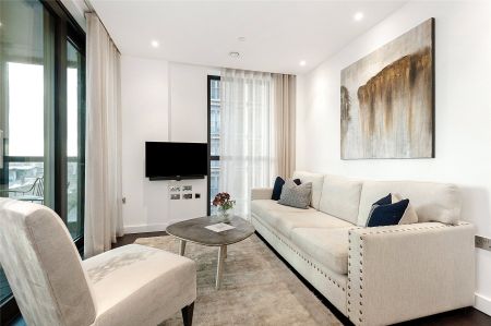 Thornes House, 4 Charles Clowes Walk, London, SW11 flat to rent - Photo 2