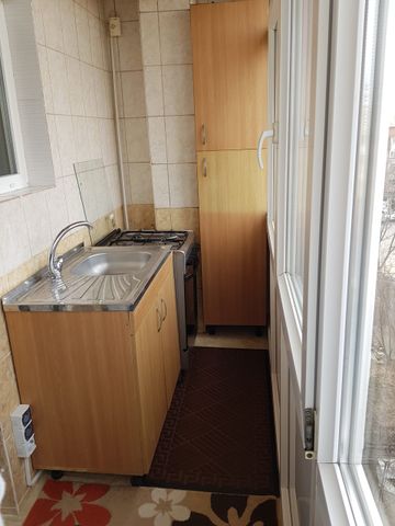 Închiriez garsoniera transformata in 2 camere, Sarari , Henri Coandă! - Photo 4