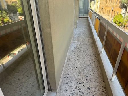 Διαμέρισμα για ενοικίαση Κέντρο (Καβάλα) - Φωτογραφία 5