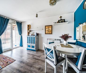 2 bedroom maisonette to rent - Photo 2