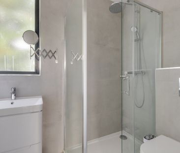 1 Bedroom Flat To Let - Photo 4