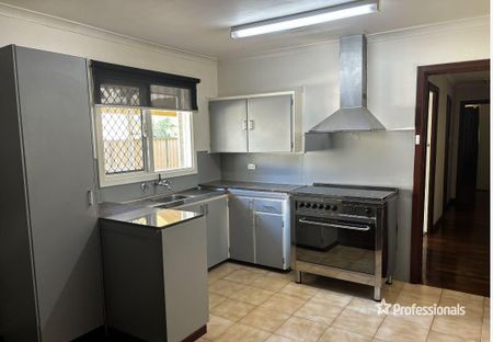 4 Pedler Place, Balga WA 6061 - Photo 3