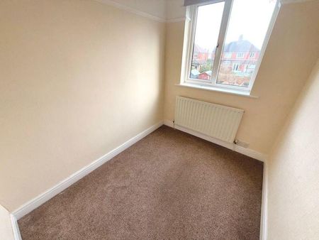 3 bedroom end of terrace house to rent - Photo 5