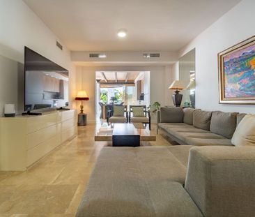 4 bedroom luxury penthouse for rent in Marbella, Spain - Photo 3