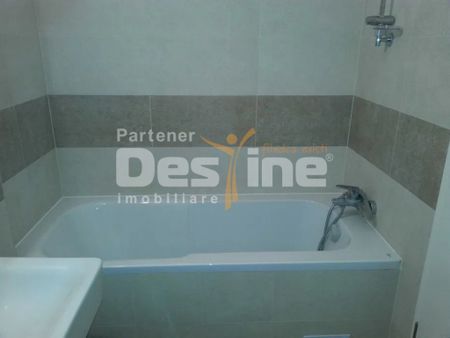 Studio - etaj intermediar cu balcon boxa, loc de parcare sit - Fotografie 4