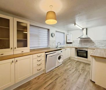 2 bedroom maisonette to rent - Photo 6