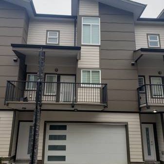 New Modern 4bed 4bath Townhouse Garage has Separate 1bed Suite/ Salon - Photo 4