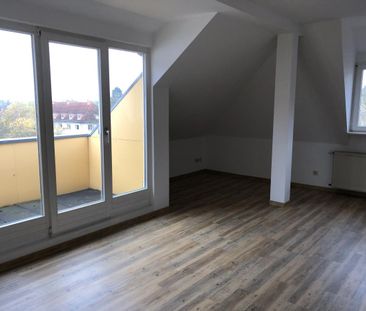 REGISTRIERUNG BEI STADT GIESSEN NÖTIG! Nur für Gießener Seniorinnen & Senioren! Schöne, helle 2 Zimmer-Wohnung mit Badewanne u. Balkon, Curtmannstr. 40, Gießen - Photo 5