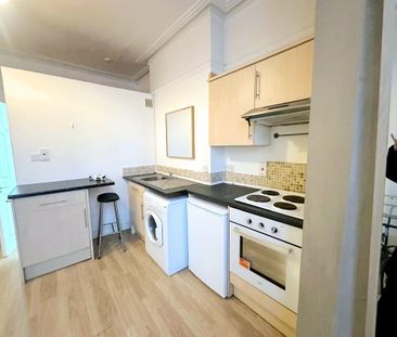 Studio to rent - Photo 4