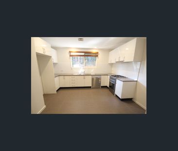 RIVERSIDE LIVING AT THE PARIS END OF FAIRFIELD - Photo 4