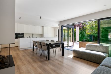 Gerenoveerde hob met 3slpks +3bdks + tuin - Foto 4