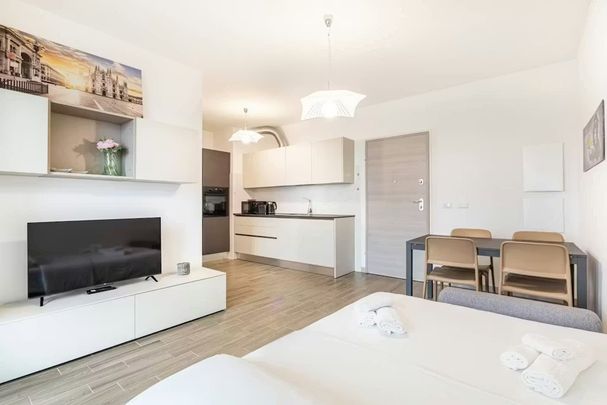 Via Gottlieb Wilhelm Daimler, Milan, Lombardy 20151 - Photo 1