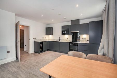 2 bedroom apartment to rent - Photo 4