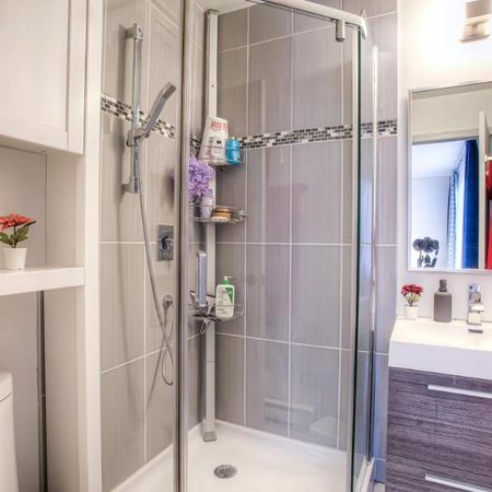 7 et demi a louer a sainte-rose laval (4 chambres 2 salles de bain) - Photo 3