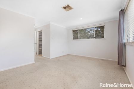 GREAT LOCATION !! - Photo 3