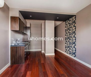 1Bedrooms, 1Bathrooms - Photo 3