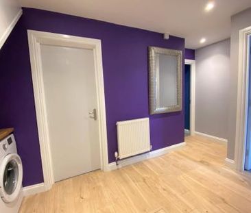6 Bedroom Student Home - Downs Road, UKC - Photo 1