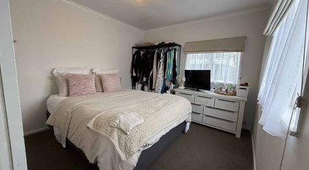 1 Bedroom unit in Herald Island - Photo 3