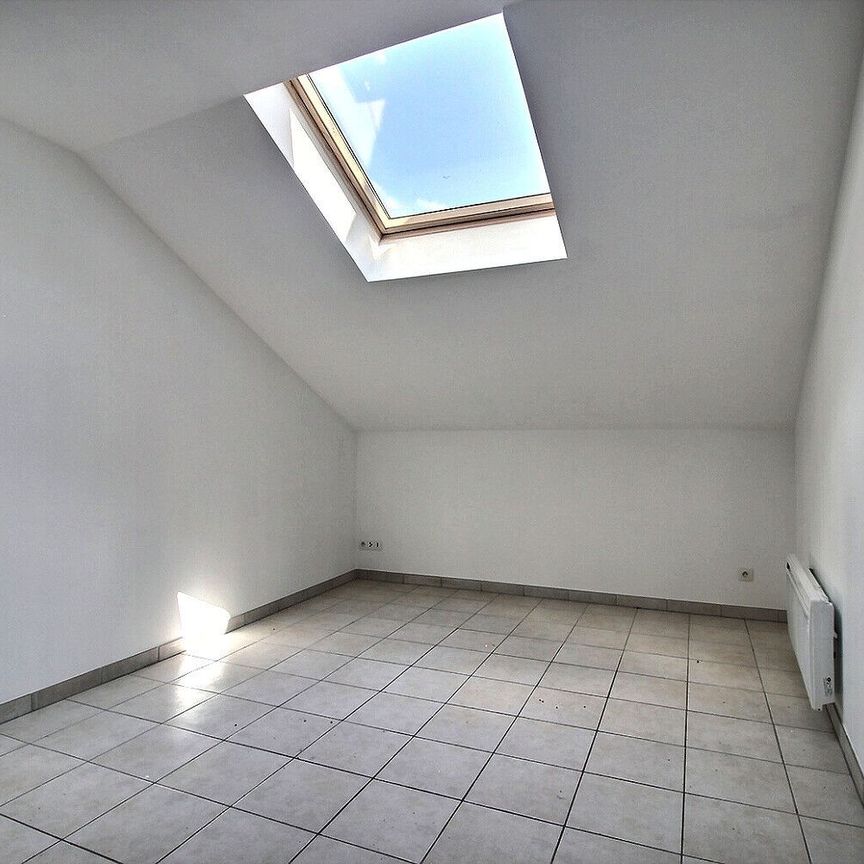 Location appartement 4 pièces, 88.30m², Écouis - Photo 1