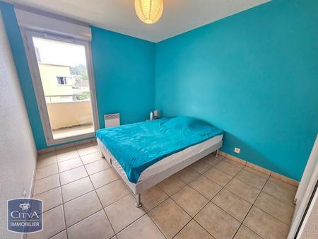 Location Appartement 2 pièces 44m² BRIVE LA GAILLARDE 19100 - Photo 2