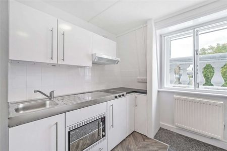 A studio flat in a prime South Kensington location close to all the local amenities. - Photo 3