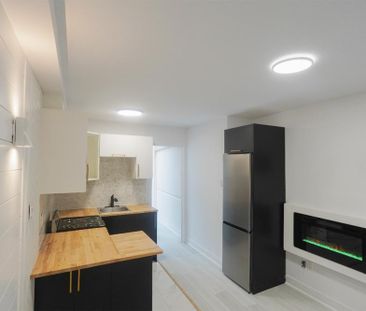 Appartement Moderne 3 ½ – À 10 Min du Métro Mont-Royal! - Photo 4