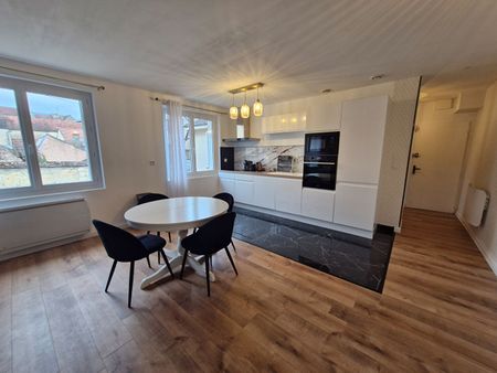 Location Appartement 3 pièces 72m² - Photo 4