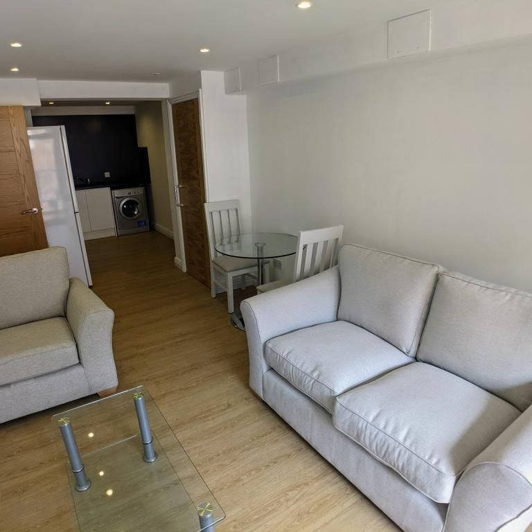 1 bedroom flat to rent - Photo 1