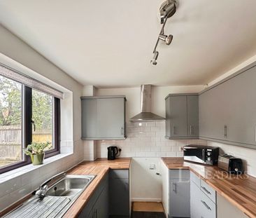 2 bedroom end of terrace to rent Mill Brook Drive, B31 - Photo 3