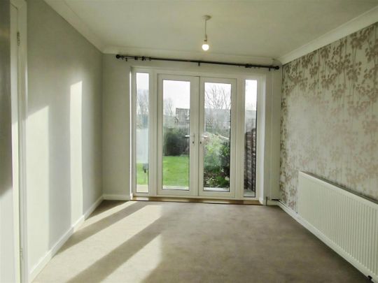 Richmondfield Avenue, Barwick In Elmet, Leeds - Photo 1