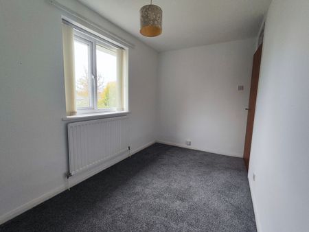 3 Bed End Terrace, Loughrigg Close, NG2 - Photo 4