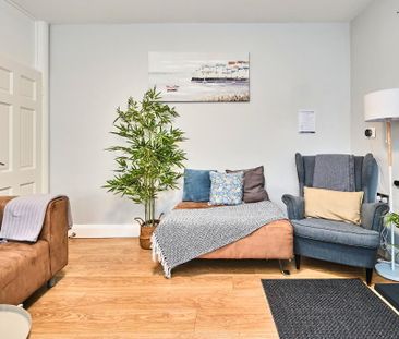 Princess Yellow (From Sept 2025), 27 Princess Street, Portrush, BT5... - Photo 1