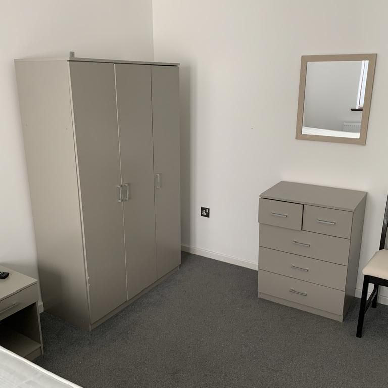 4 bedroom house share to rent - Photo 1