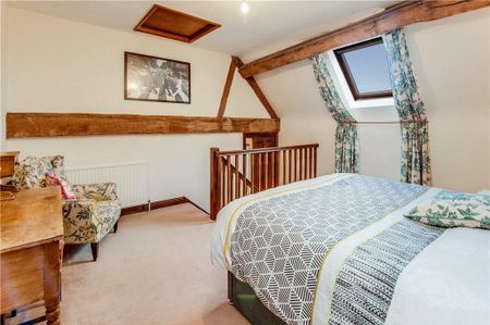 2 bedroom barn conversion to rent - Photo 4