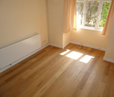 Lanercost Road, Southgate - Photo 2