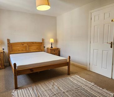 1 bedroom in a house share to rent - Photo 5