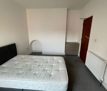 1 bed house of multiple occupation to rent in Walpole Road, Great Y... - Photo 3